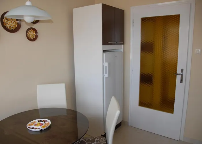 Bozic أوباتيا